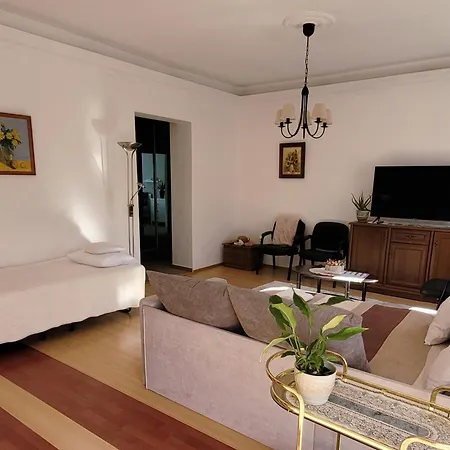 M22 Apartament *